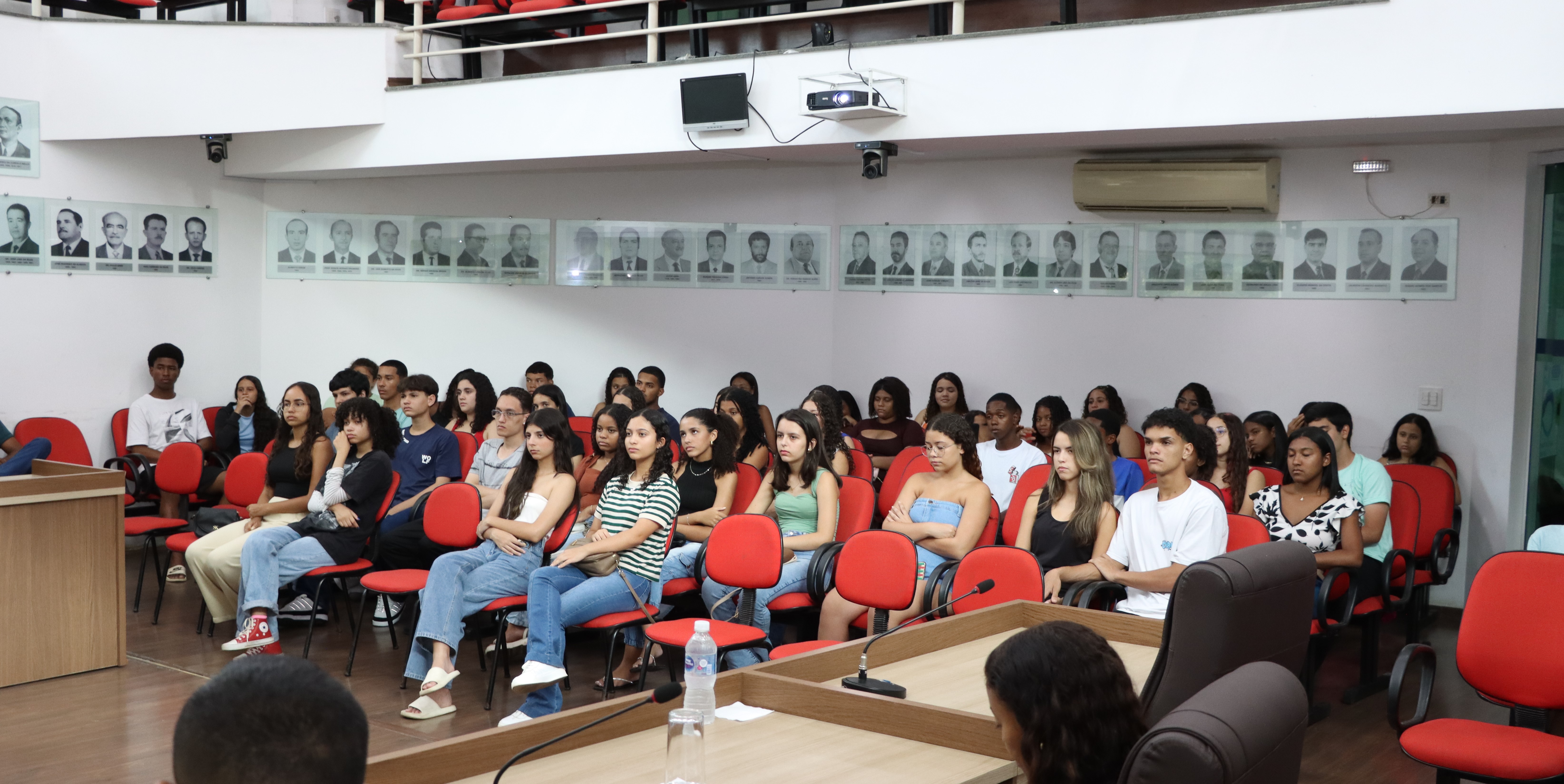 Câmara lança oficialmente Parlamento Jovem 2025 no município com ampla adesão estudantil