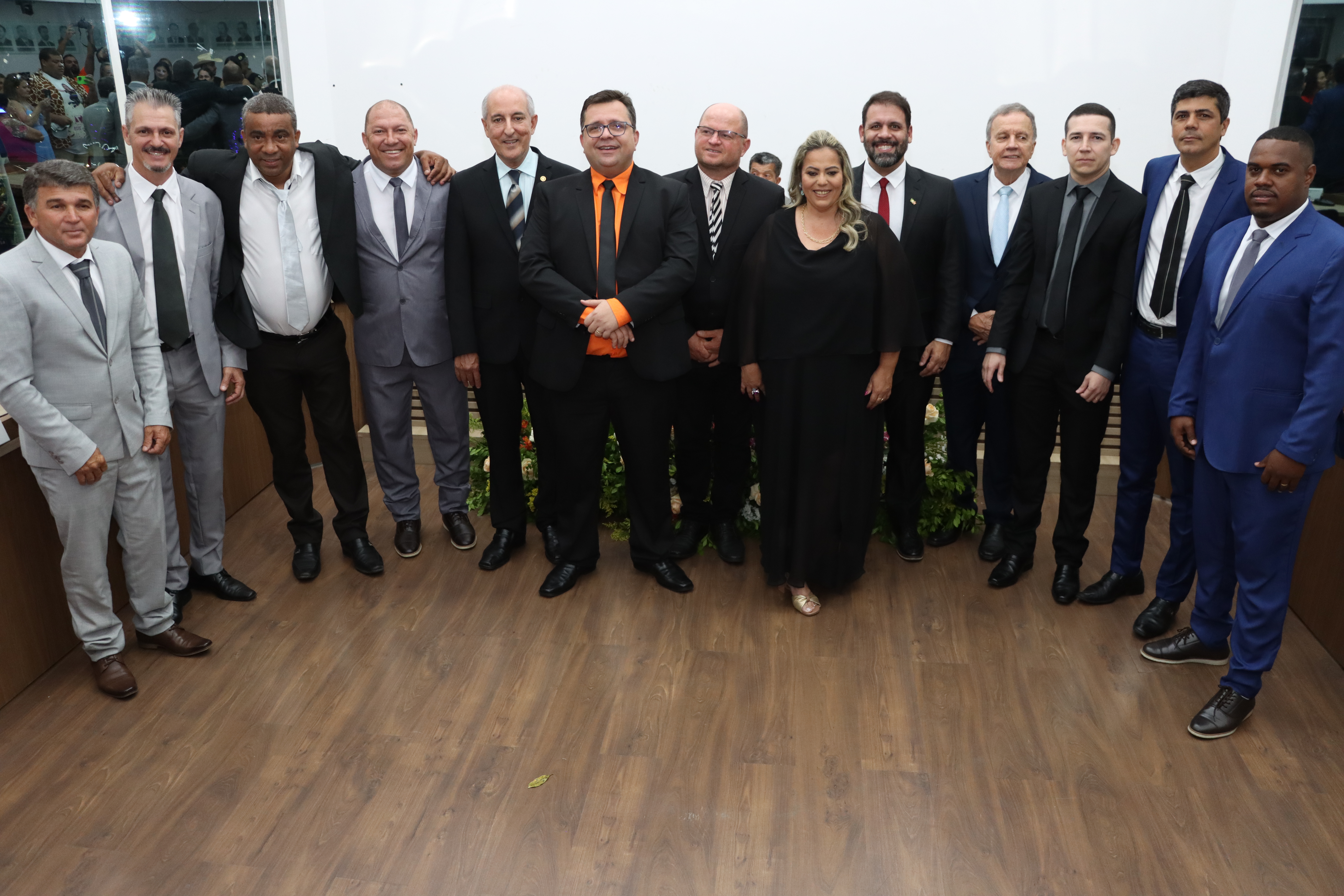Membros do Legislativo e do Executivo são empossados e iniciam oficialmente mandato 2025-2028
